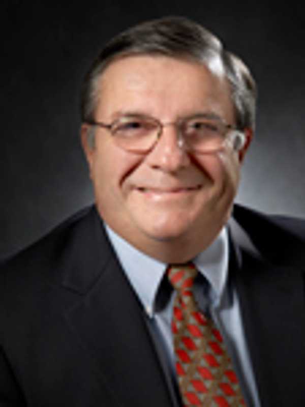Wilton Chamber Hosts Economic Forecast Breakfast With Banker 