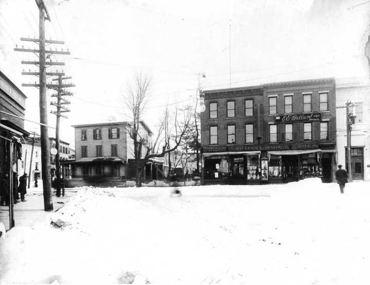 The Hudson Valley Gateway Chamber of Commerce is celebrating 100 years.