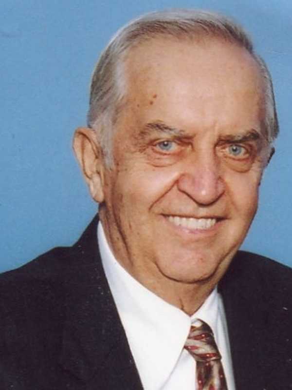 Albert Szabo, 80, Longtime Fairfield Resident, Worked At U.S. Baird