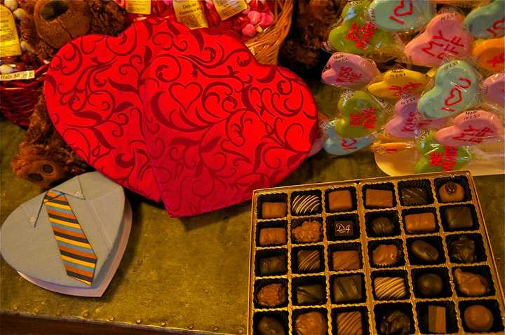 Heart shaped boxes and gift boxes filled with homemade chocolates at Deborah Ann&#x27;s.