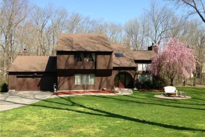 Open Houses Around Cortlandt This Weekend