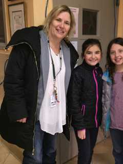 Osborn Students Help New Rochelle Human Society