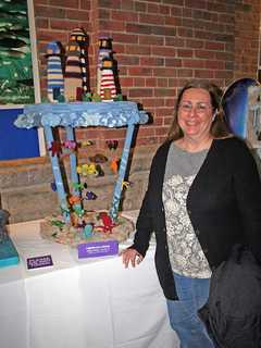 Cos Cob Woman Places 4th In Aquarium's Contest With Crocheted Lighthouses