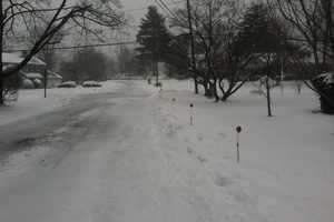 Stamford Reminds Residents To Help Pedestrians By Clearing Sidewalks 