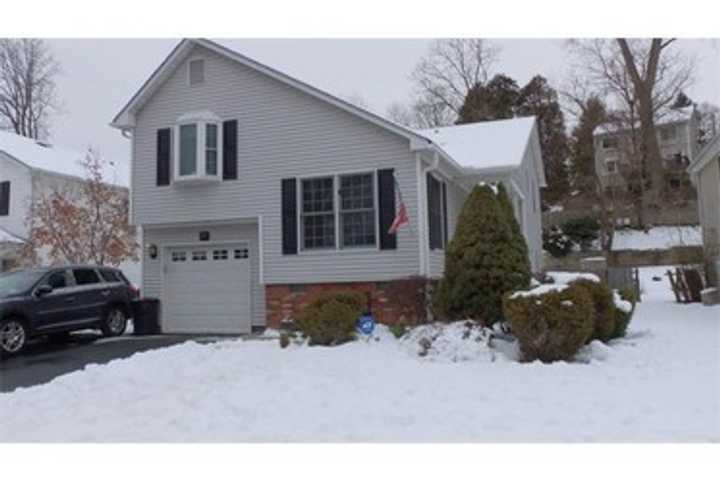 Open Houses Around Cortlandt This Weekend