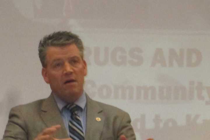 Murphy Lays Out Plan To Combat Heroin Problem At Forum In Valhalla 
