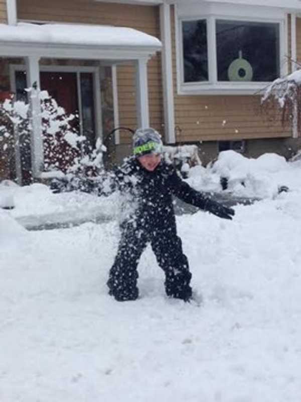 Blizzard Fizzle, Drunk Dad At Sledding Top News In Fairfield Last Week