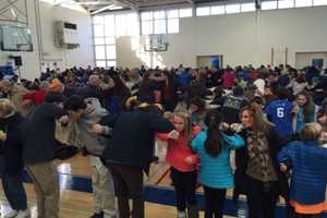 Darien Officially Breaks World Record For Longest Arm-Linked Toast