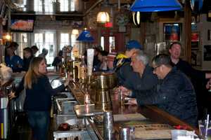 Bradford's, Brickhouse Among Tops Spots In Stamford For Super Bowl Parties