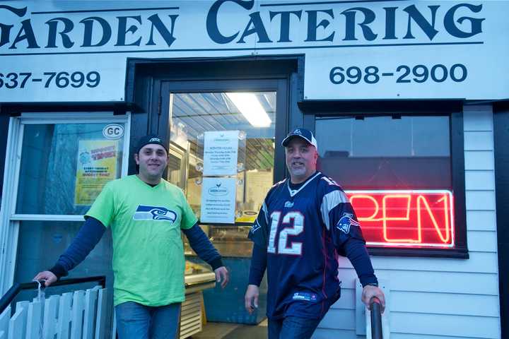 Chicken Joe's, Garden Catering In Greenwich Serve Up Super Bowl Food To Go