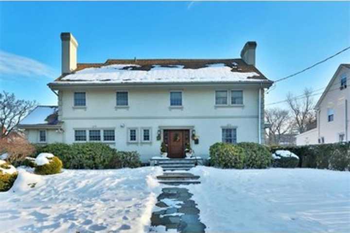 Open Houses In Pelham This Weekend