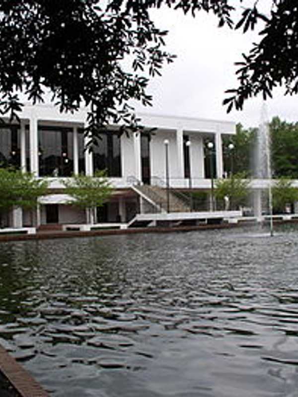 Wilton Student Named To Clemson University Dean's List