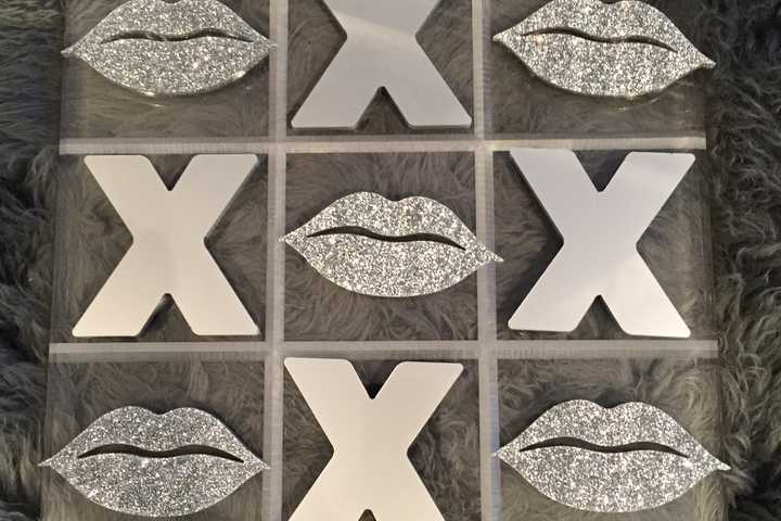 Scarsdale Shops Offer 'Love-ly' Valentine's Day Gifts