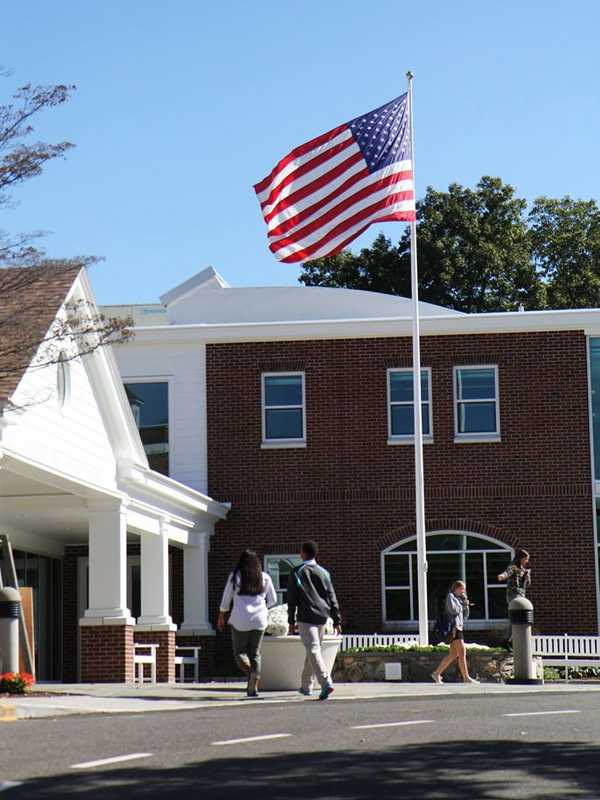 New Canaan's St. Luke's Students Among Those Debating With Chinese Peers