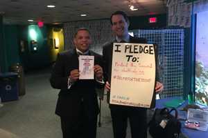Himes Visits With Maritime Aquarium's New President