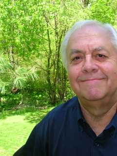 News Anchor Ira Joe Fisher Teaching Class On Speaking Skills In Ridgefield