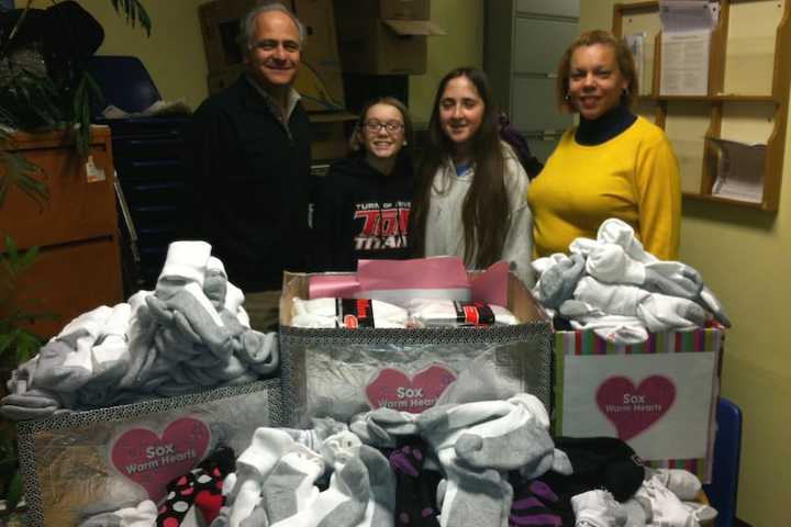 Stamford Students Bring Warmth To New Covenant House With Gift Of Socks