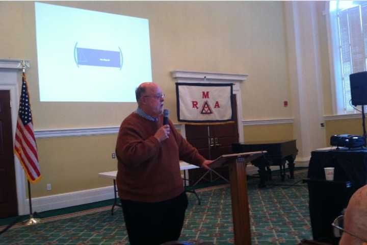 Advocate Takes Issue With Safety Problems On Metro-North In Greenwich Talk