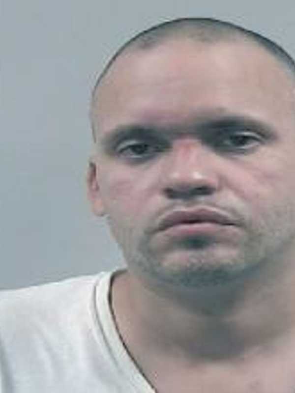 Putnam Sheriffs Search For Man Wanted For Larceny, Drug Charges