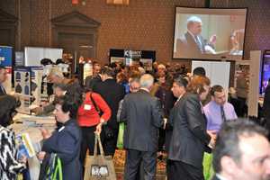 Meetings Discuss Politics, Sustainable Business Practices 