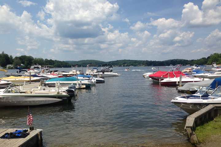 Norwalk Police Hold Spanish-Language Boating Safety Course