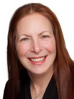 Coldwell Banker In Briarcliff Manor Honors 2 For Sales
