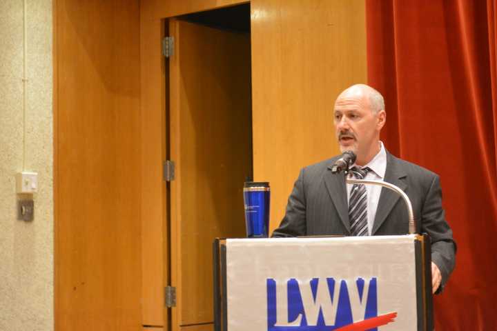 Five-Year Road Repaving Plan Eyed In New Castle