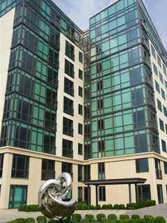 Foreclosure Awaits At Yonkers Luxury Apartments