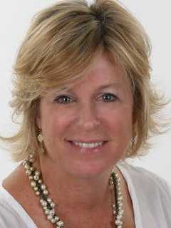 Coldwell Banker In Fairfield Honors Top Sales Associates
