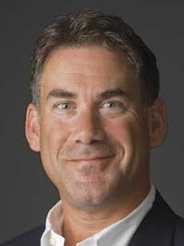 Coldwell Banker Honors Top Sales Associates In Wilton