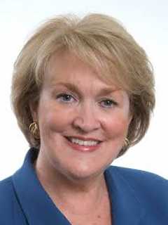Coldwell Banker In Stamford Honors Top Sales Associates