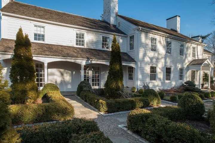 New Canaan Home Of Olympians On Oenoke Ridge Hits Market