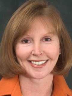 Greenwich Coldwell Banker Sales Associates Earn Sterling Society Awards