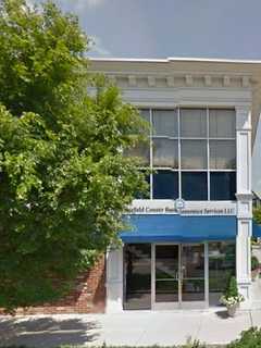 Ridgefield Business Exchange Hosts New Members Reception