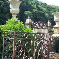 <p>Marvin Gardens is known for its unique collection of items. </p>