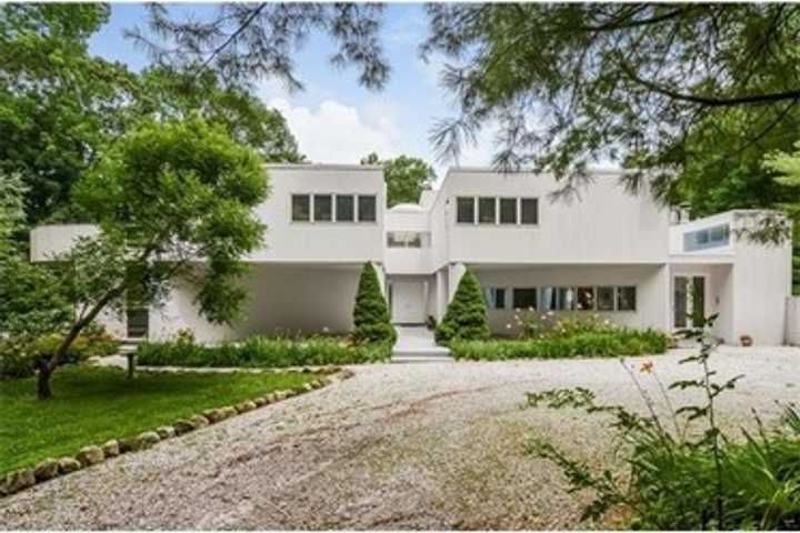 Open Houses In Pound Ridge This Weekend