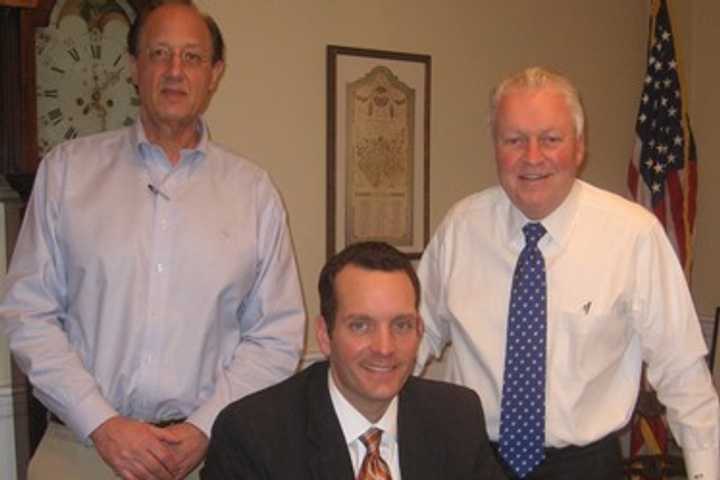 Fairfield's Aaa Rating Reaffirmed; Town Refinances $24M