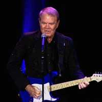 <p>Glen Campbell </p>