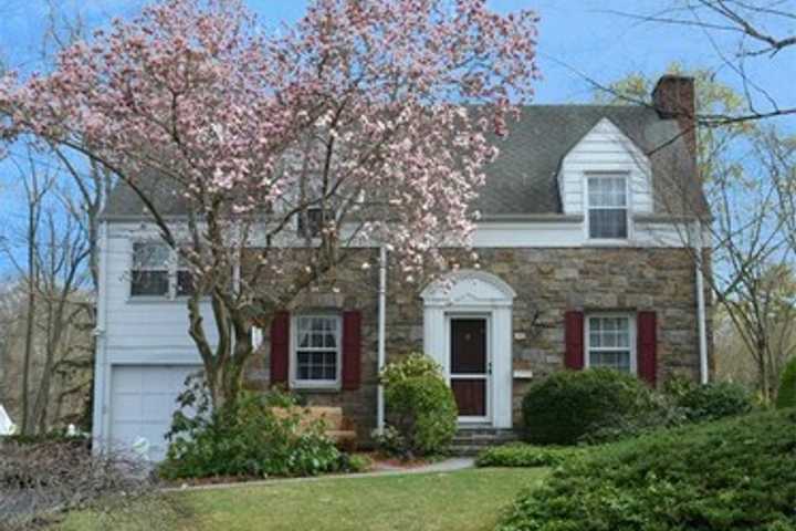 Open Houses Around Greenburgh This Weekend