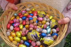 Send Us Your Easter Photos, Putnam