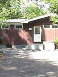 Eastchester's Girl Scouts Schedule Cabin Cleanup For 2015 Earth Day