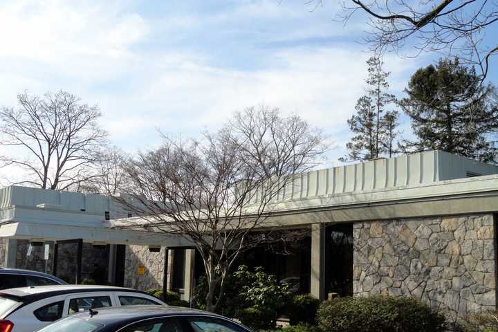 Mount Pleasant Library Closing For Carpet Installation