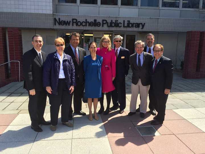 A group of local library presidents join state Sen. George Latimer (D-37), Assemblywoman Amy Paulin (D-88), and Assemblyman Tom Abinanti (D-Greenburgh/Mt. Pleasant) in celebrating the repeal of the MTA library tax. 