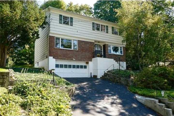 Open Houses Around Greenburgh This Weekend