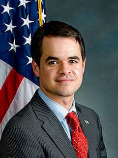 Sen. Carlucci Offers Legal Services Hours In Ossining