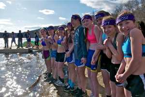 Putnam Swimmers Freezin' For A Reason, To Fight Cystic Fibrosis