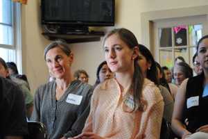 Neighbor's Link In Mount Kisco Awards Volunteers