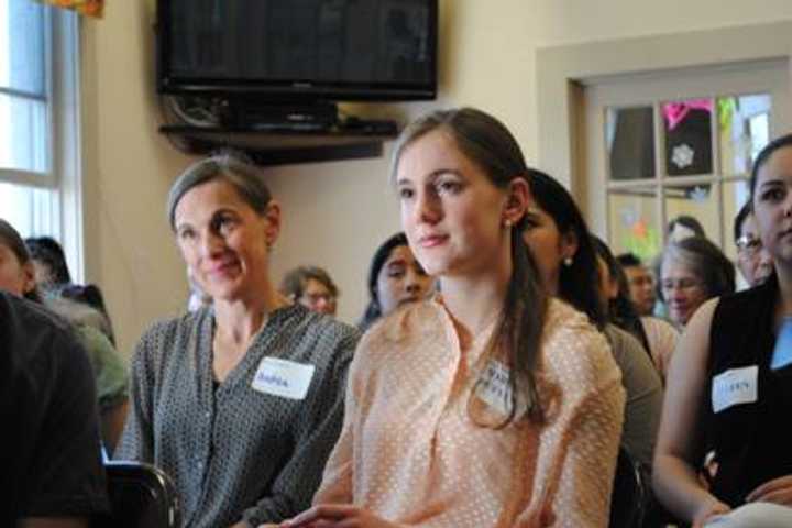 Neighbor's Link In Mount Kisco Awards Volunteers
