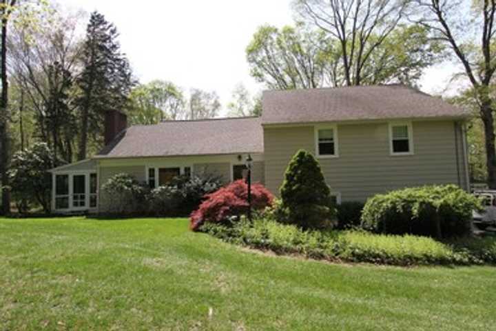 Open Houses In Easton, Redding, Weston This Weekend