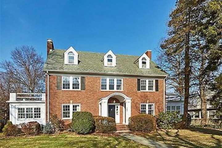 Open Houses In Pelham This Weekend